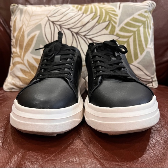 Bershka Classic Black and White Men's Sneakers Shoes Size 44 - Picture 3 of 11